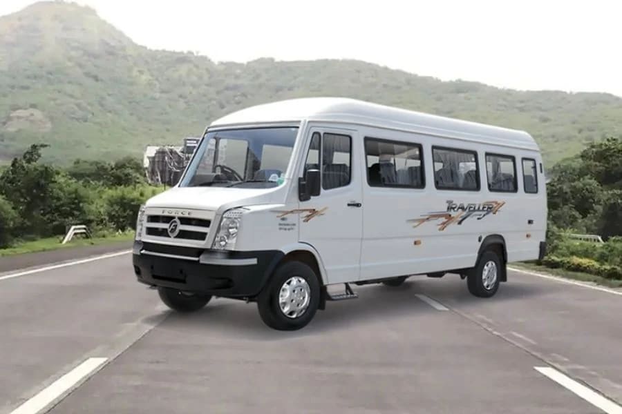 Tempo Traveller 17+1 alternate view