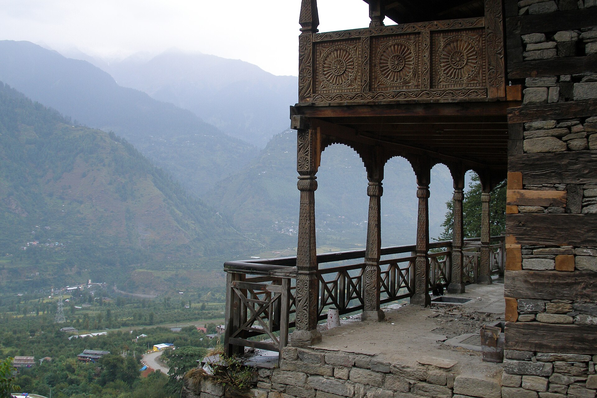Naggar Castle