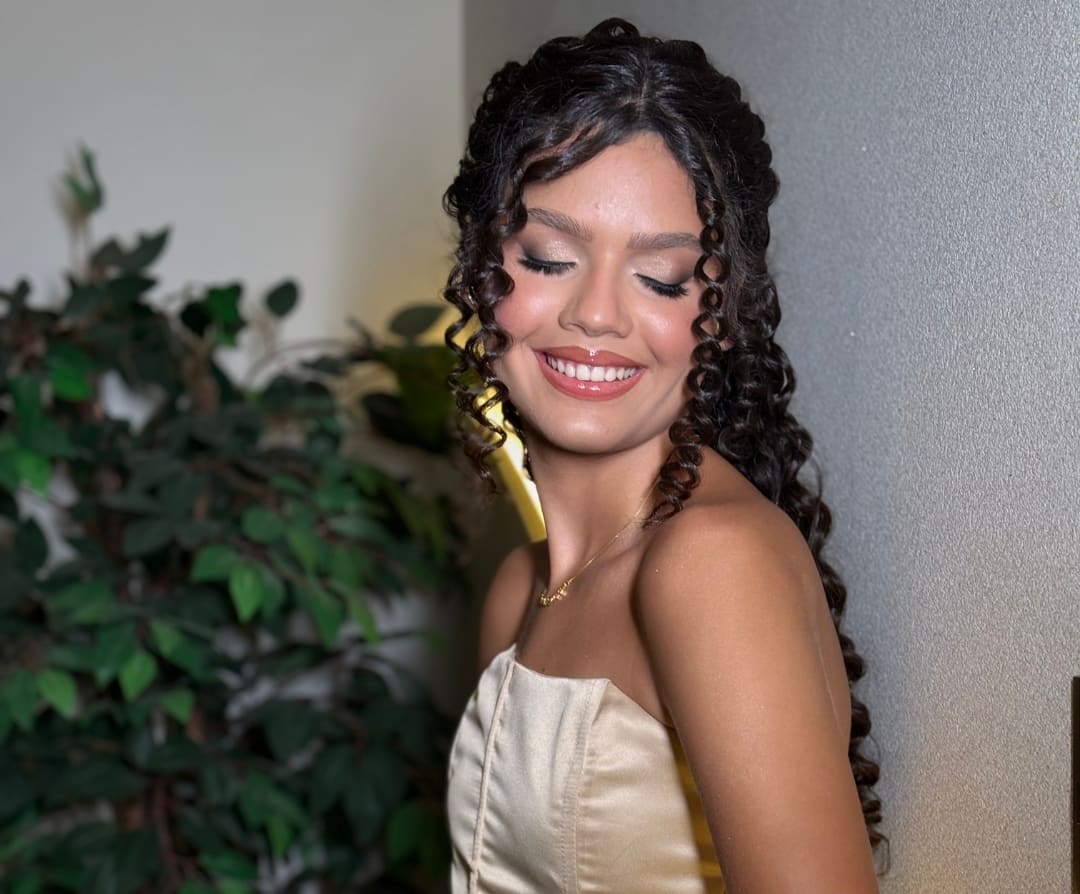 Maquiagem personalizada para debutante
