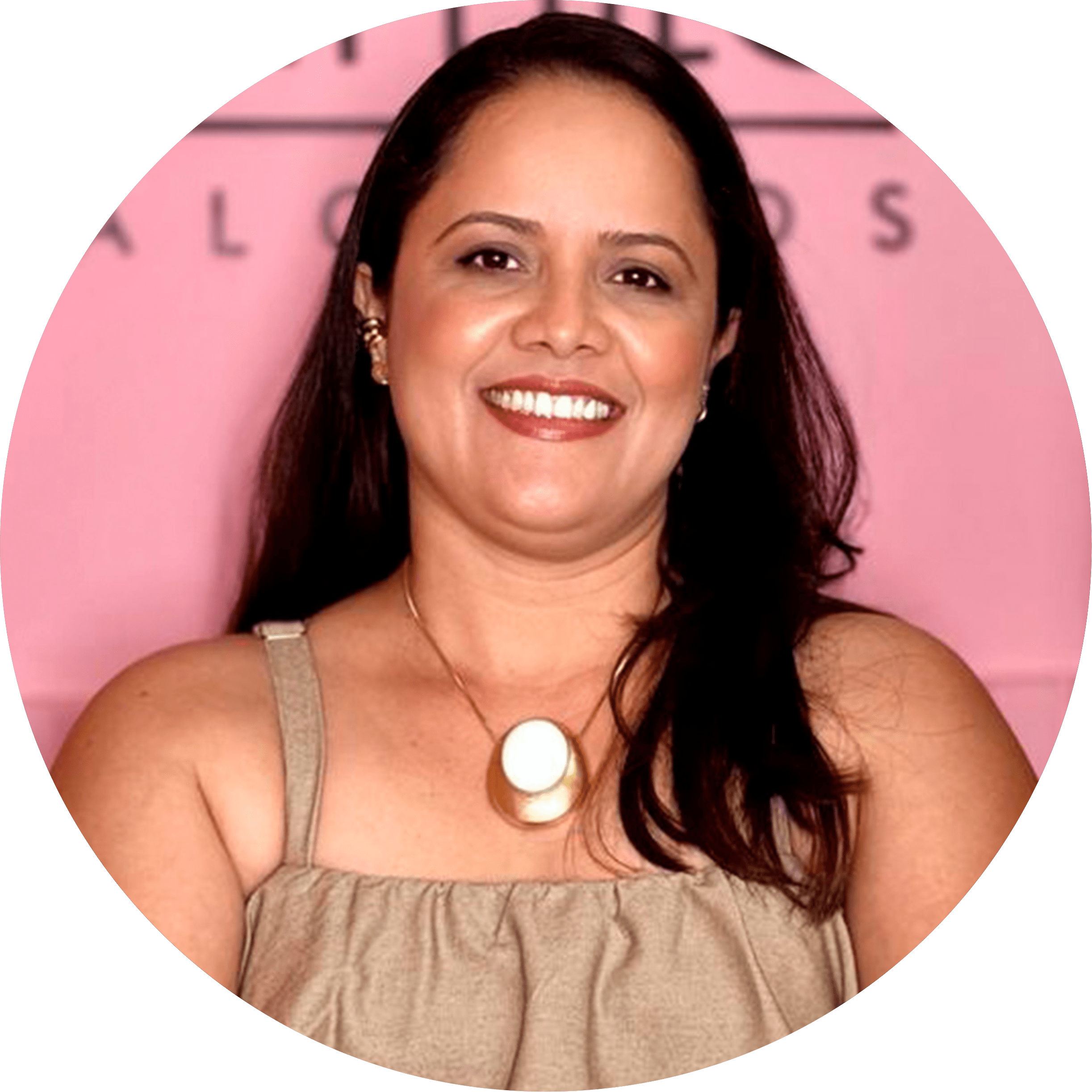 Retrato de Fernanda, da Nanda Bags