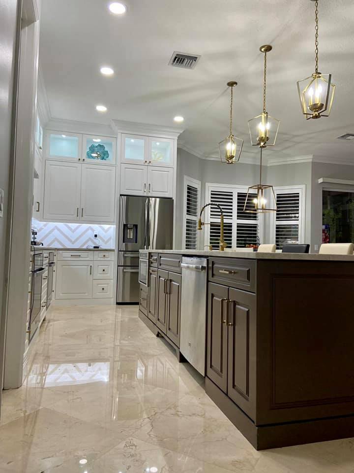 Two-Tone Kitchen