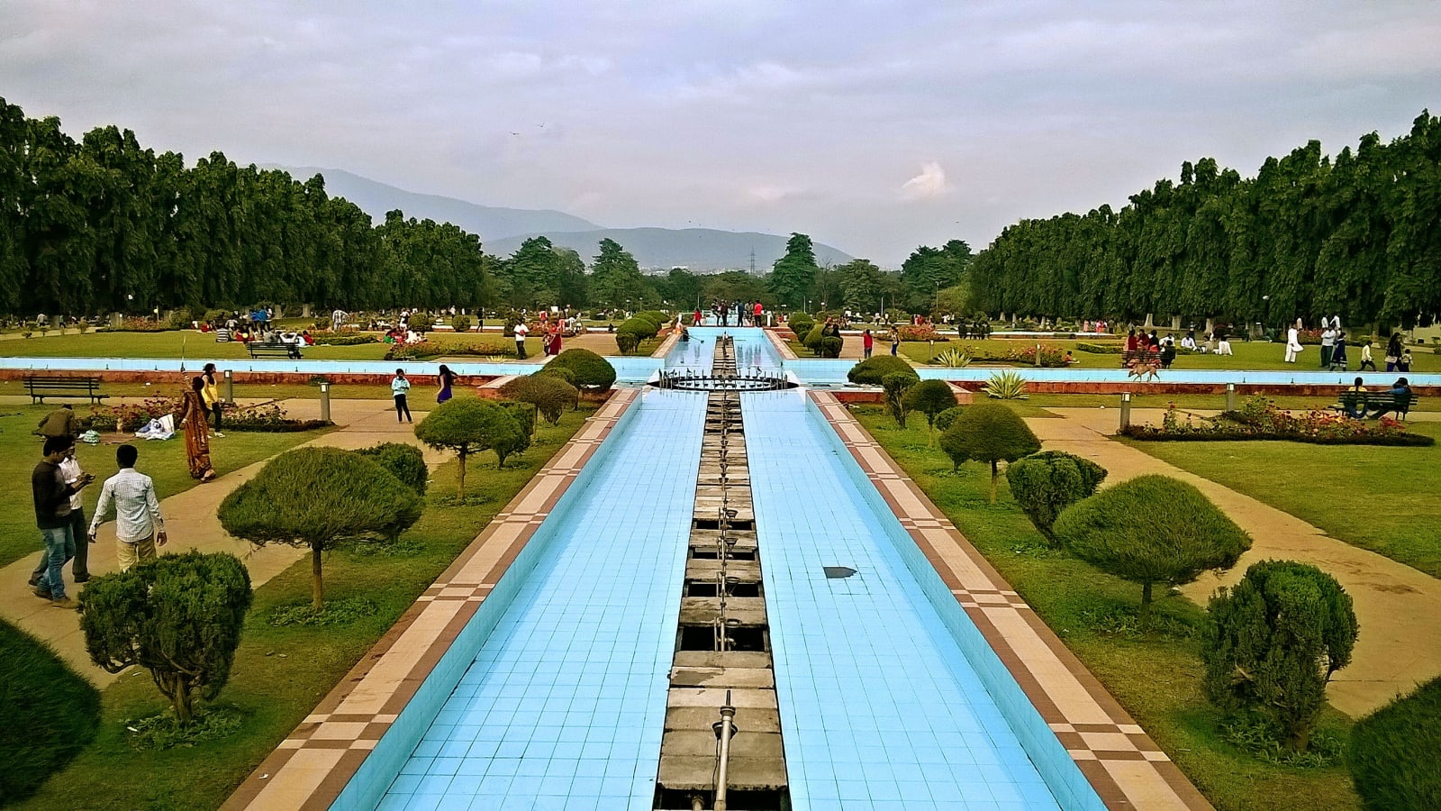 Landscaped paths and gardens in Jubilee Park, Jamshedpur