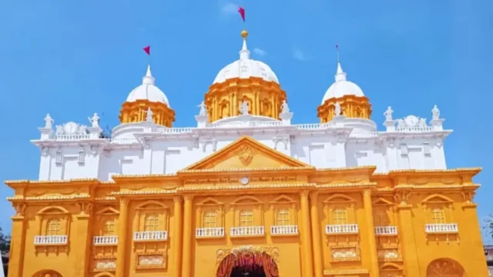 Temple-style exterior image accompanying the October 2026 Rajrappa pandal report
