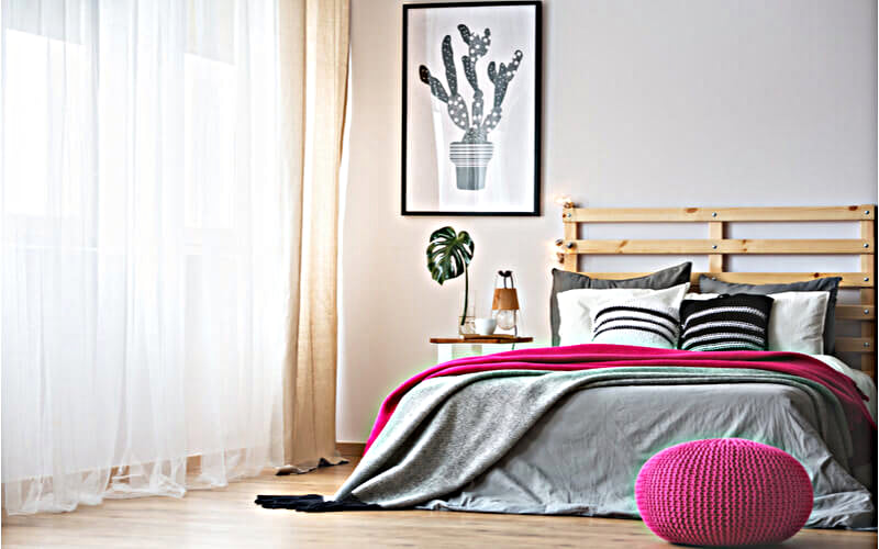 entreprise-renovation-lyon-maison-chambre-lit-confort-rose