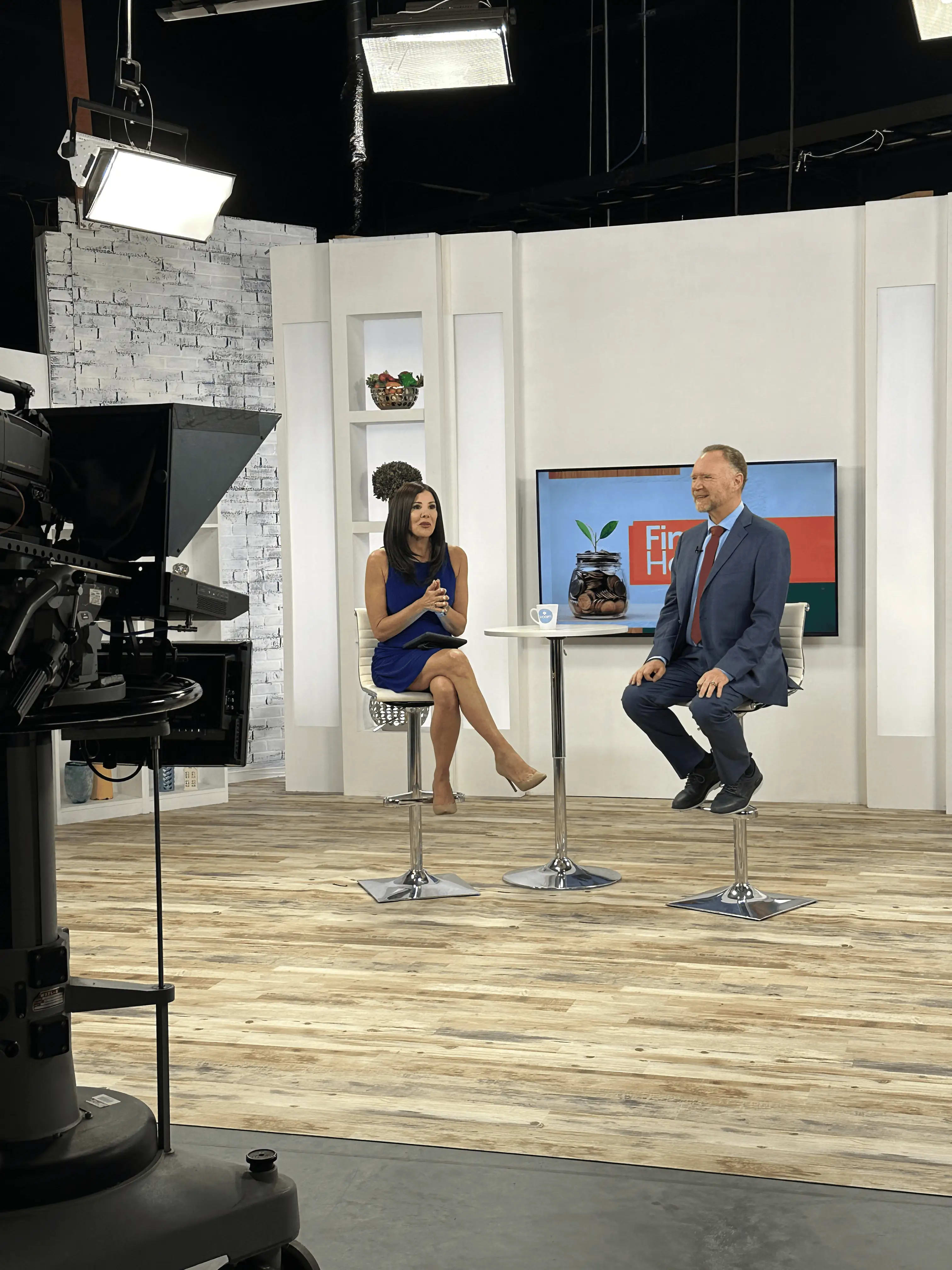 Studio set wide shot — Jeff Peoples interview