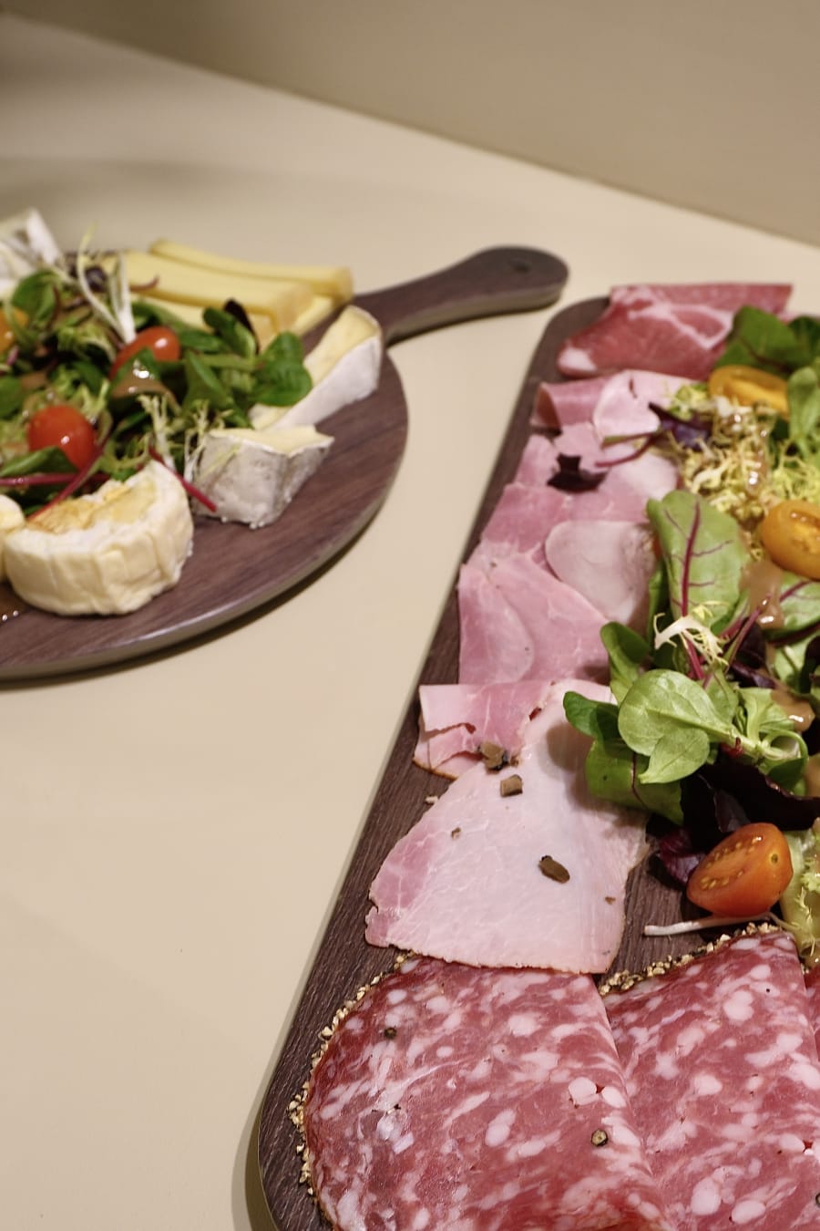 Planche charcuterie et fromage au Barjaquer Marseille