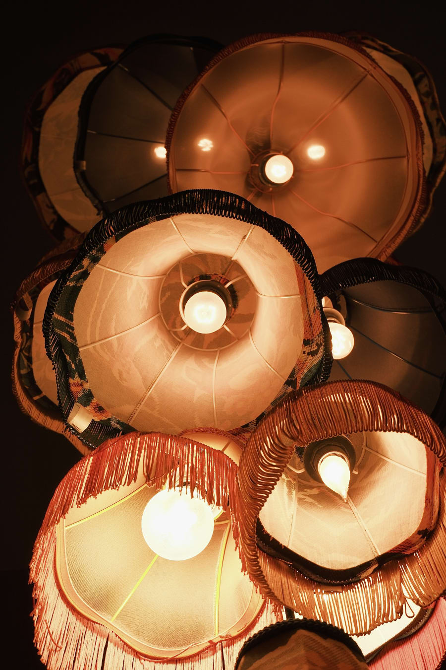 Lustre décoratif au Barjaquer Marseille