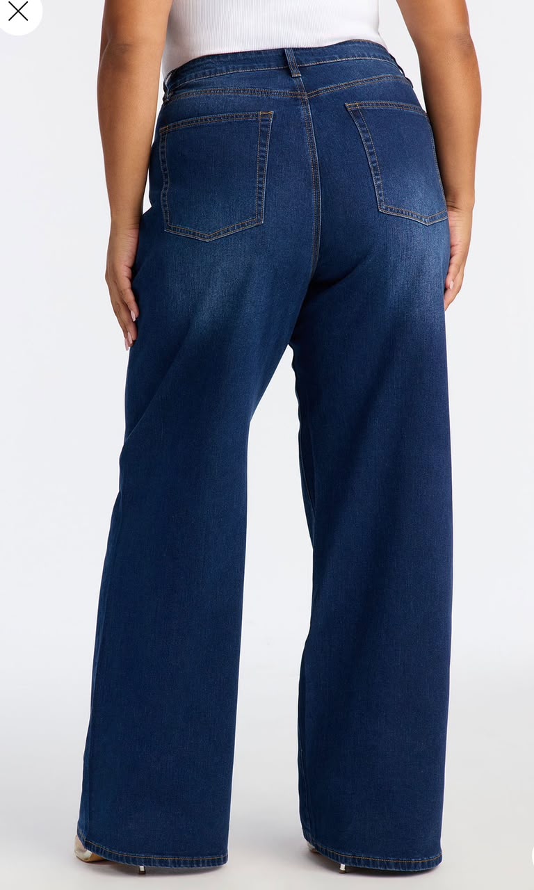 Mid-Wash Back-Pocket Wide-Leg Jeans