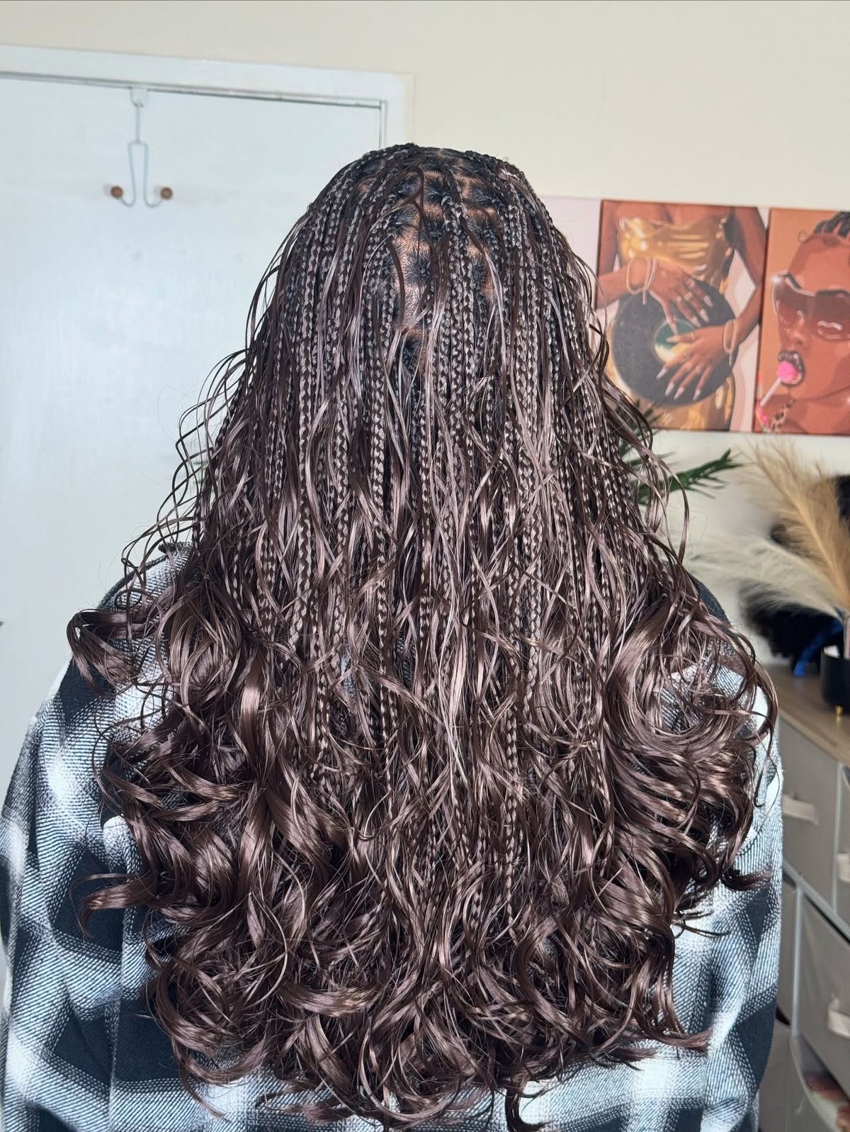 FRENCH CURLS (18” ₦5,000 | 24” ₦5,700)