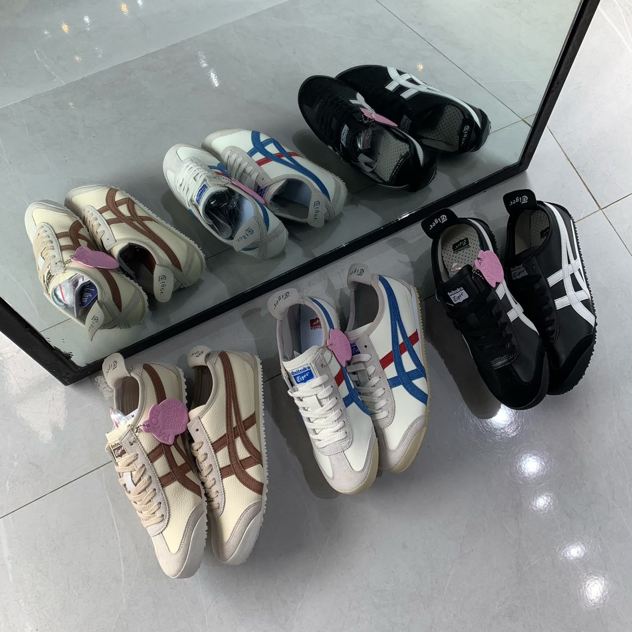 ONITSUKA TIGER MEXICO 66 SHOES