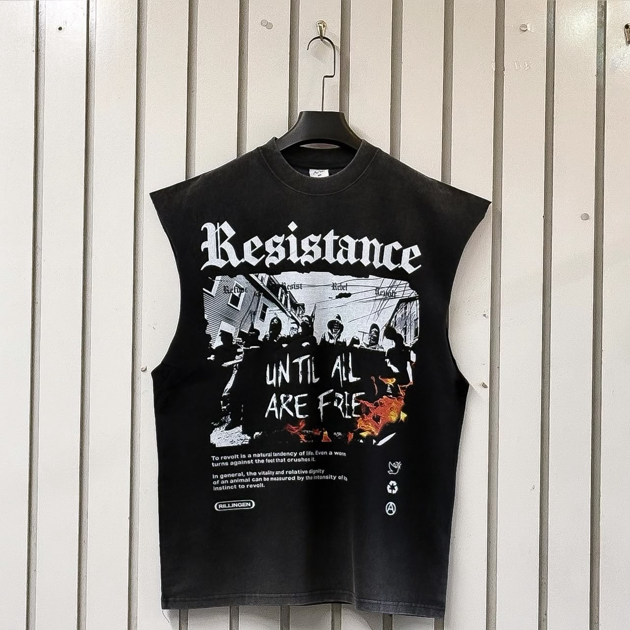 ACIDWASH GRAPHIC ARMLESS TEEs