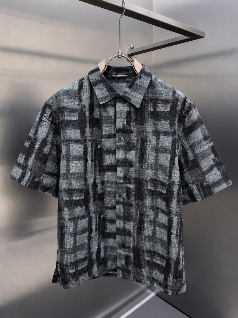 ESSENTIAL URBAN ZARA SHIRTs