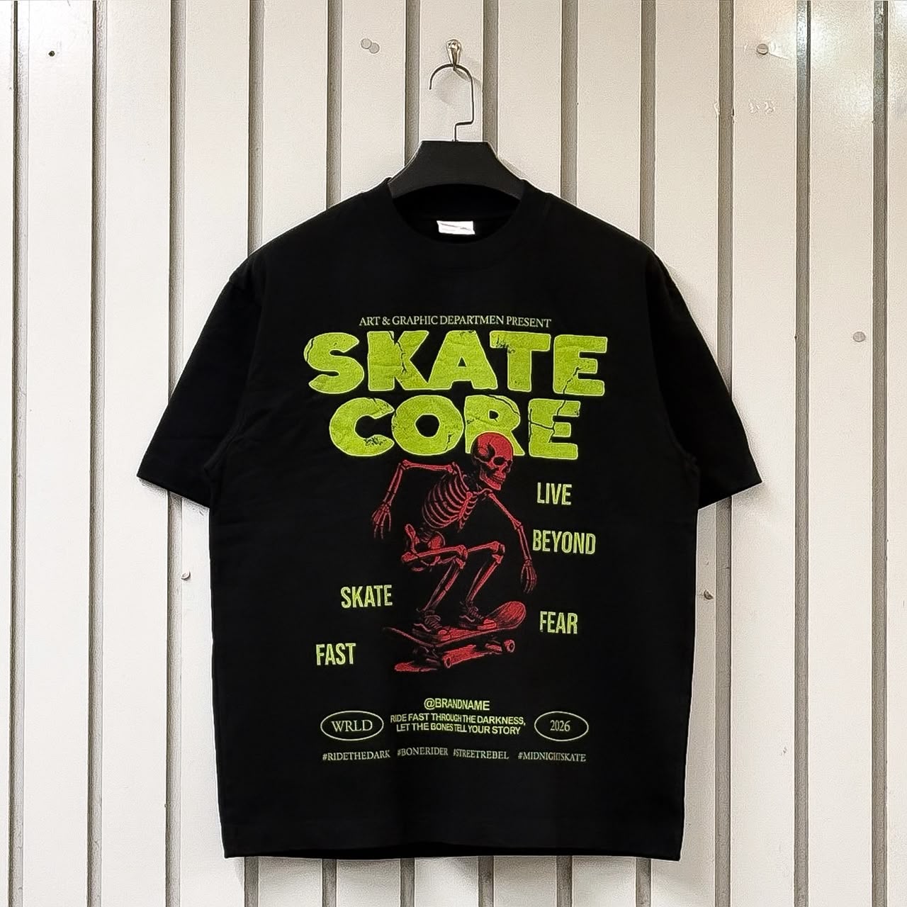 GRAPHIC SHORTSLEEVE TSHIRTs