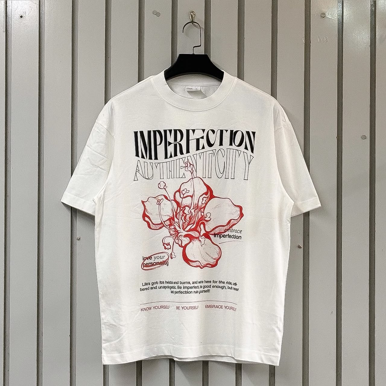 GRAPHIC SHORTSLEEVE TSHIRTs
