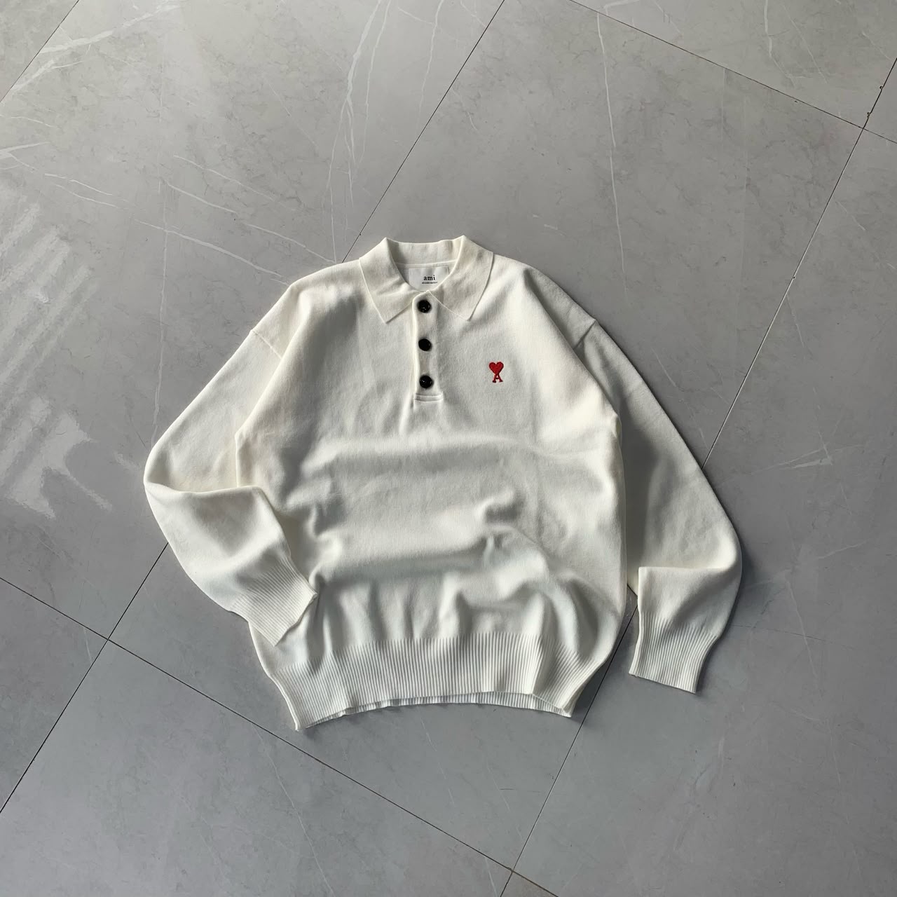 AMI DE COEUR SWEATER