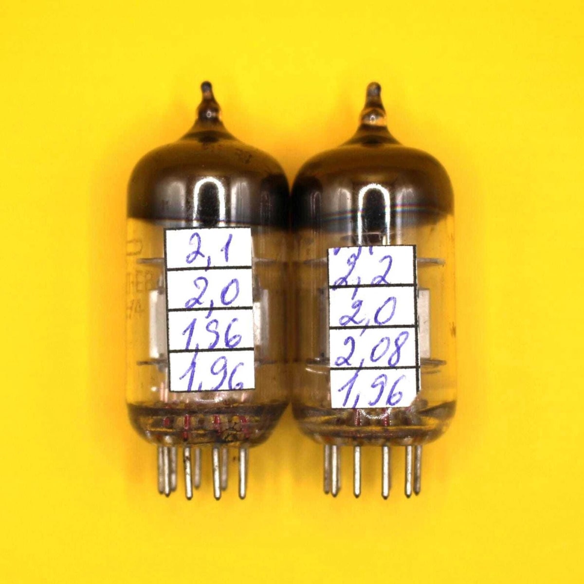 2x 6N2P-EV Matched pair Triple Mica Voskhod Triodes NOS ~12AX7 ECC83 7025 6CC41 - Image 2