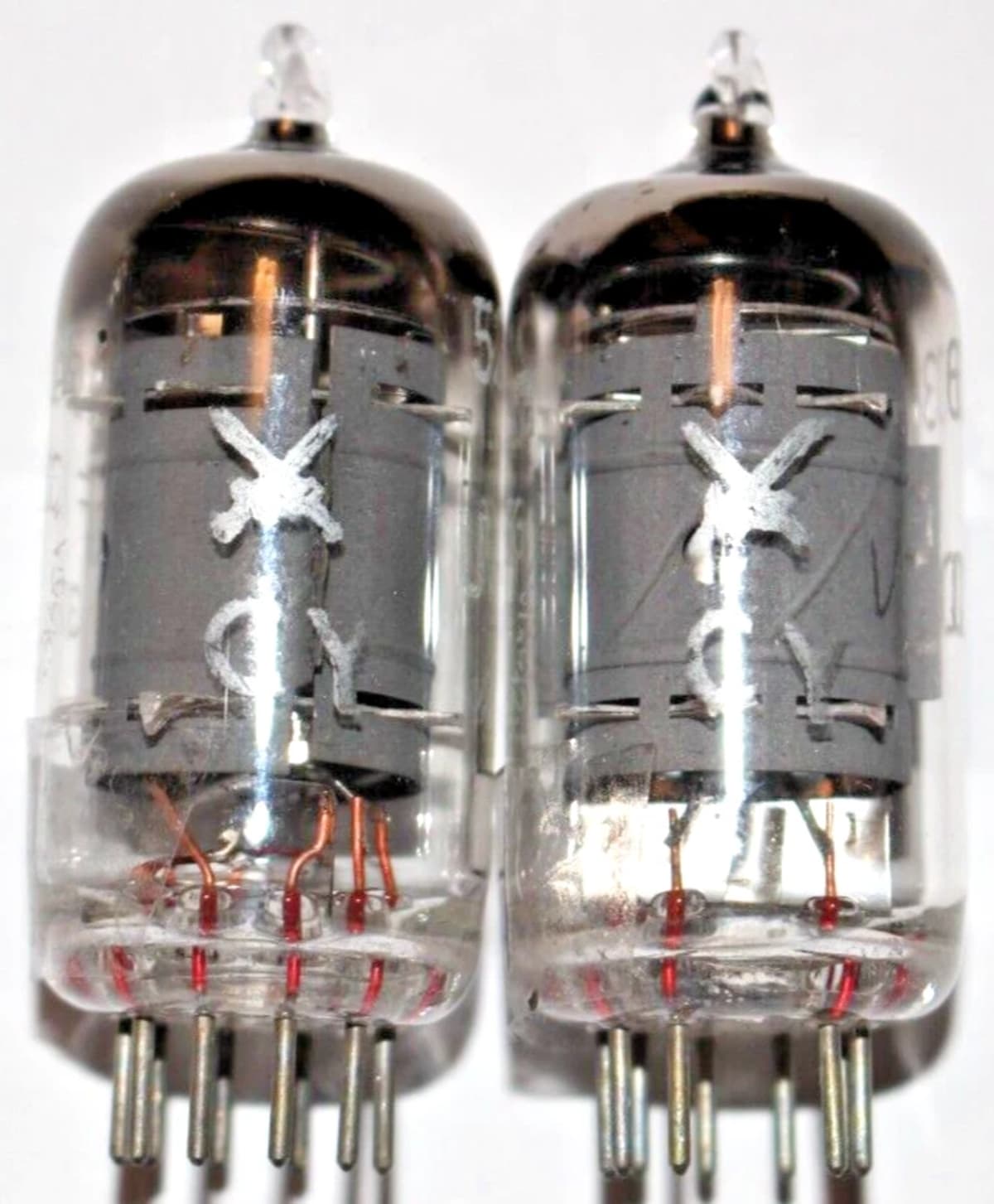 2x NOS EF86 Tesla Pentode Tube Tested Matched pair = EF806S / 6267 / 6J32P - Image 4