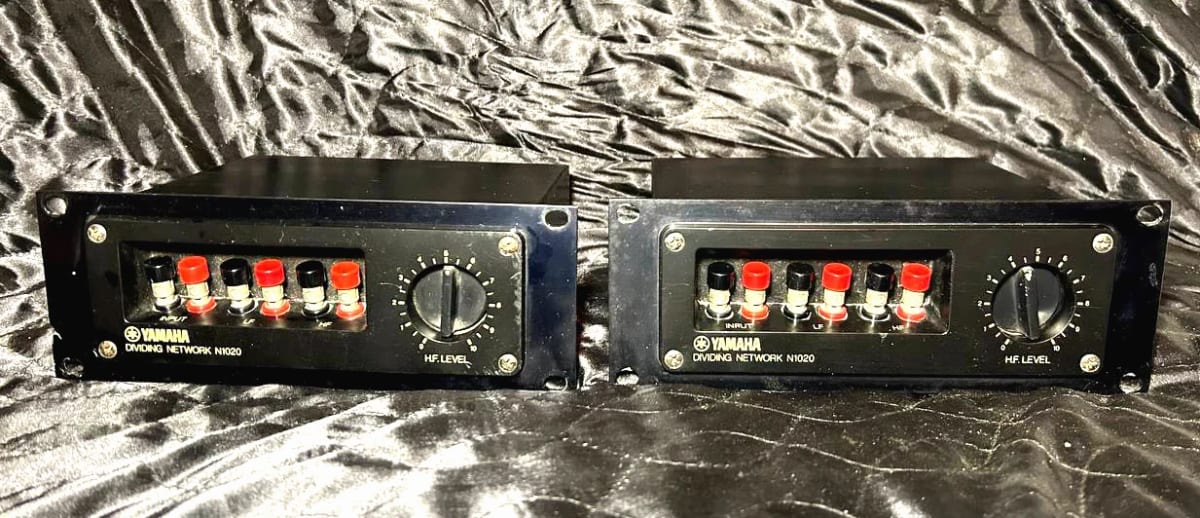 Pair of YAMAHA N1020 dividing network for YAMAHA S6115H