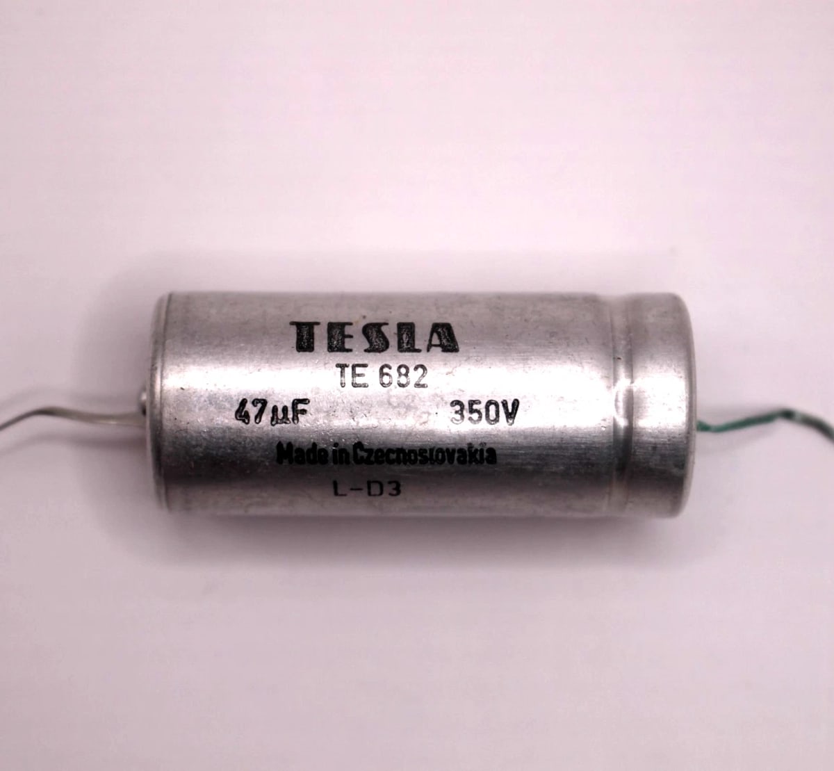 1x NOS Tesla TE 682 47uF 350V Electrolytic Capacitors TE682 / 1pc in one lot - Image 4