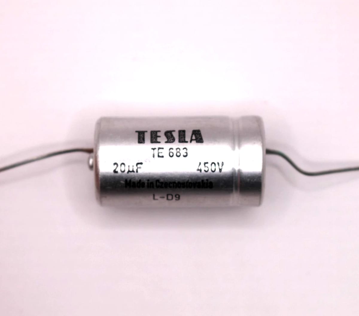 2x NOS Tesla TE 683 20uF 450V Electrolytic Capacitors TE683 / 2pcs in one lot - Image 4