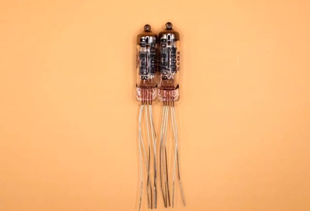 2x 6S7B-V / 5744 USSR 6С7Б-В Hi-Mu Triode Tubes / Matched Pair / New / 2pcs - Image 2