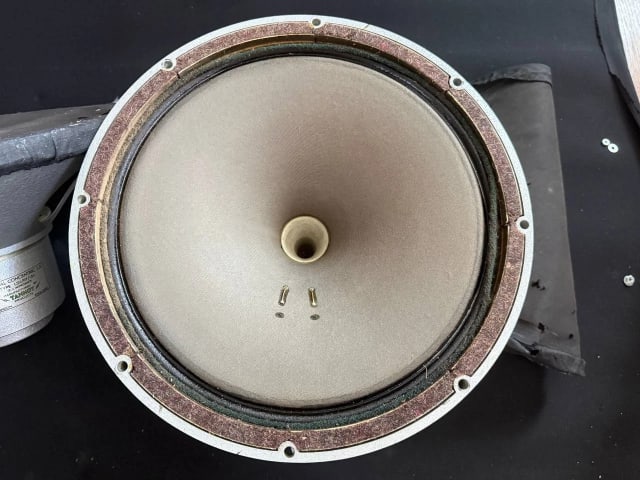 Tannoy Silver 15" Dual Concentric Speaker Drivers Pair LSU/HF/15/L + Crossovers - Image 9
