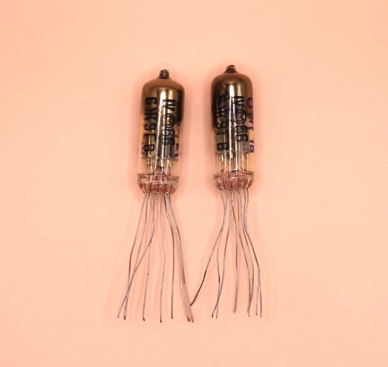 2x 6J9G-V High-frequency Subminiminiature Pentode with High Slope Characteristic - Image 3
