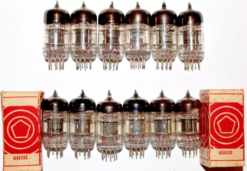 2x 6N5P Black Boxed anode 3x MICA  ~CCa ~6N1P-E ~E88CC / Matched pair / New Nos - Image 2