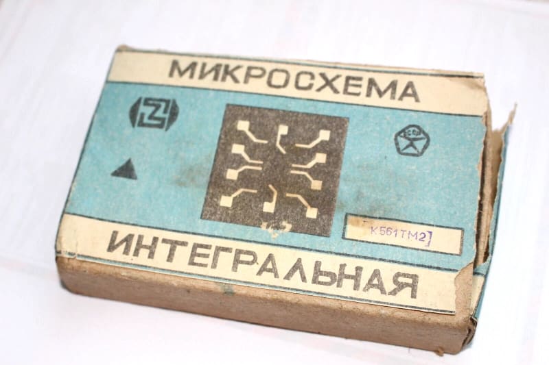 100x New K561TM2 Soviet microchips Clone of CD4013 / Dip14 NOS / ussr - Image 3