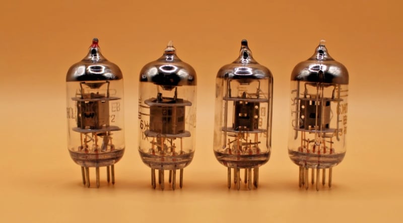 4x 6J1P-EV / 6ZH1P-EV Matched Quad / EF95 / 6AK5 / 6F32 / NOS / 4pcs in one lot - Image 4
