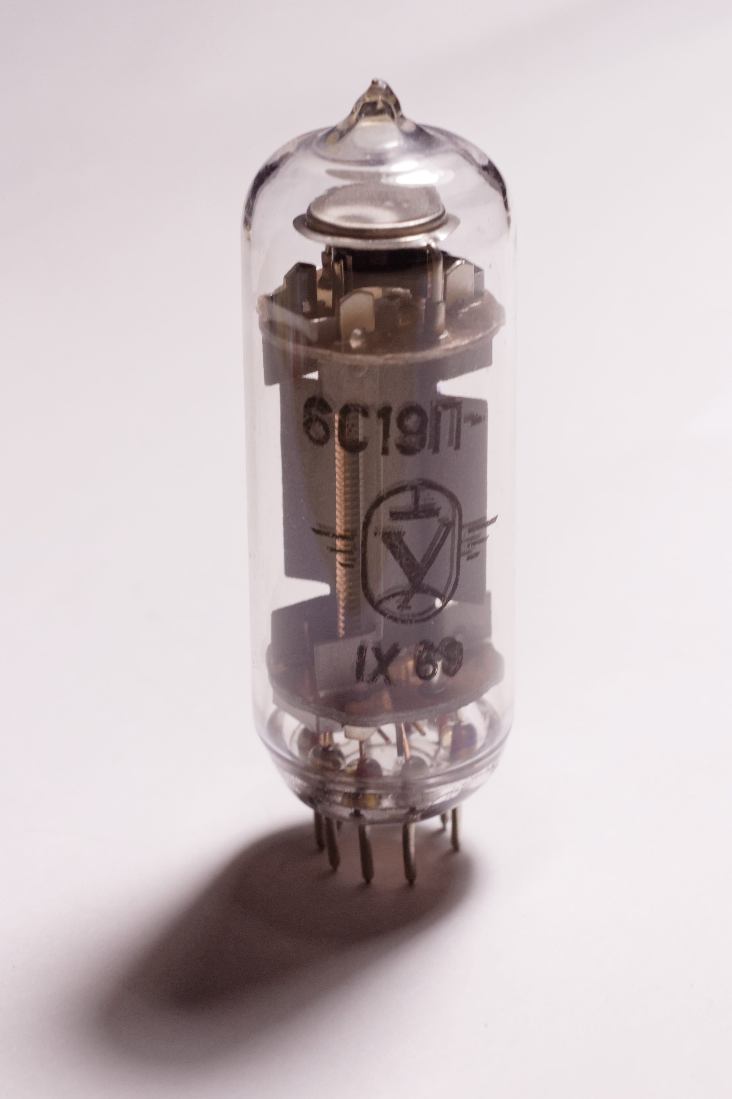 Soviet 6S19P triode with Ulyanovsk factory logo and Roman numeral date code IX 69 printed on the glass