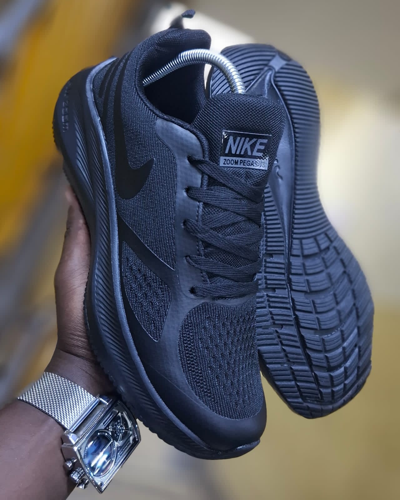 Zoom Pegasus running sneakers