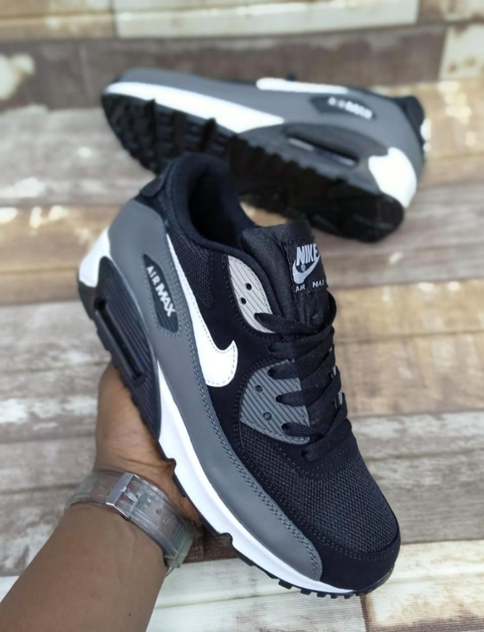 Nike Air Max 90 sneaker