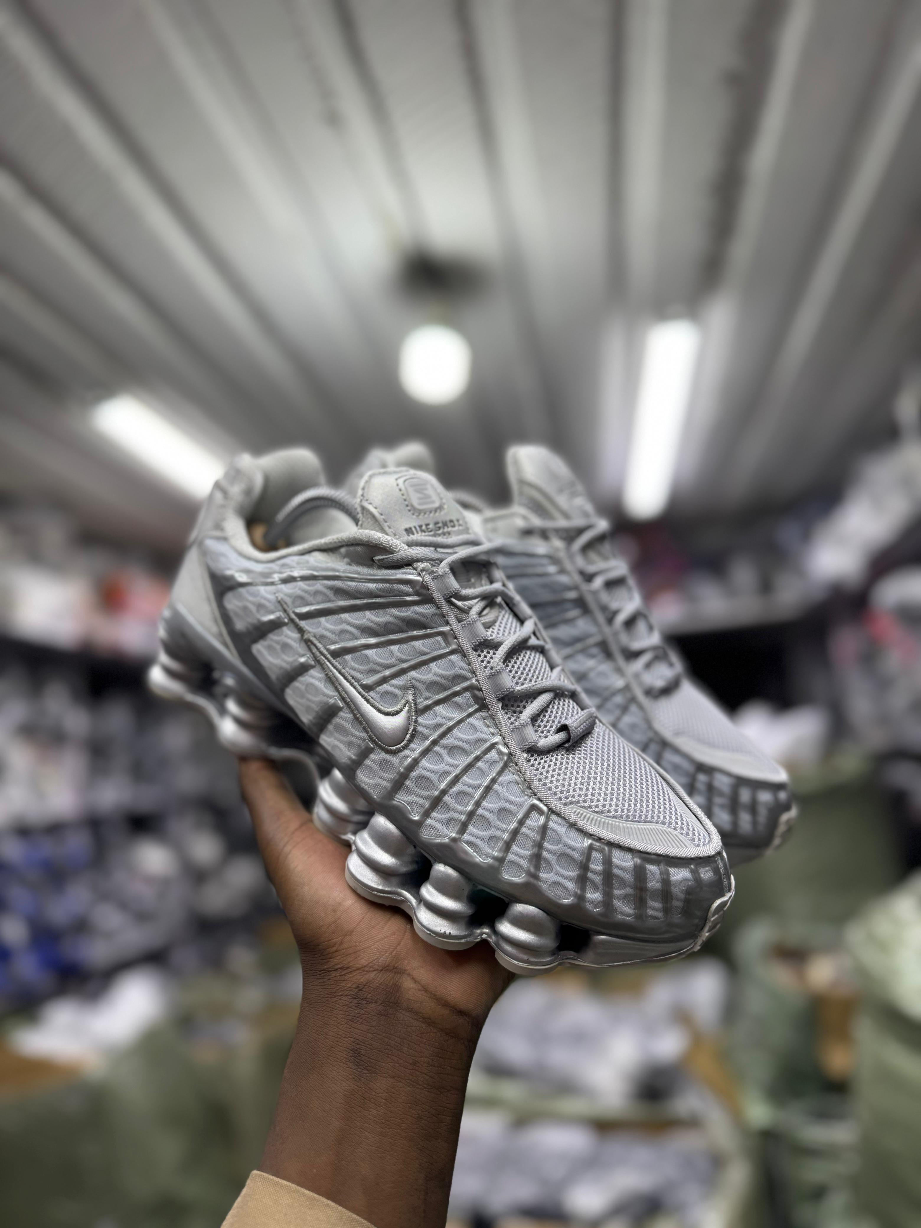 Nike Shox TL sneaker