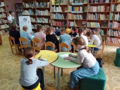 Патриотический час в Лидинской библиотеке