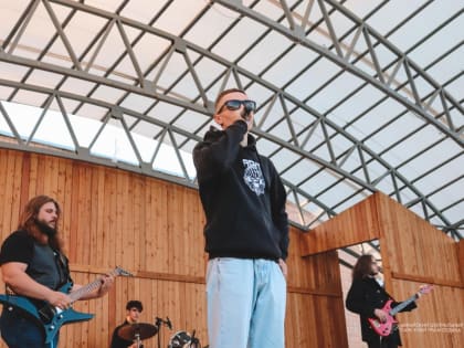 Зарайцы споют в парке