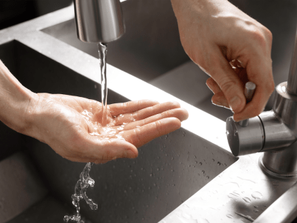 Новые достижения в области здравоохранения и их влияние на общество