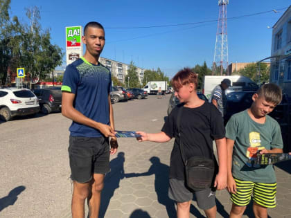 Зарайские активисты присоединились к профилактической акции по правилам дорожного движения «Засветись».
