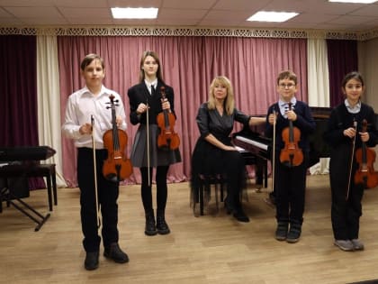 Новые музыкальные инструменты получила Радужненская школа искусств