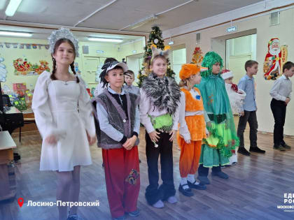 В преддверии Нового года в детских садах и школах проходят мероприятия