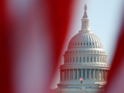 США могут по щелчку завершить конфликт на Украине, уверен Медведев