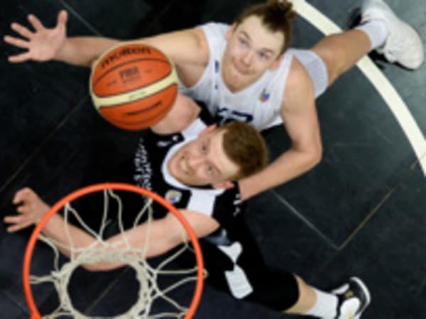 Баскетболисты "Нижнего Новгорода" выиграли у "Пармы"