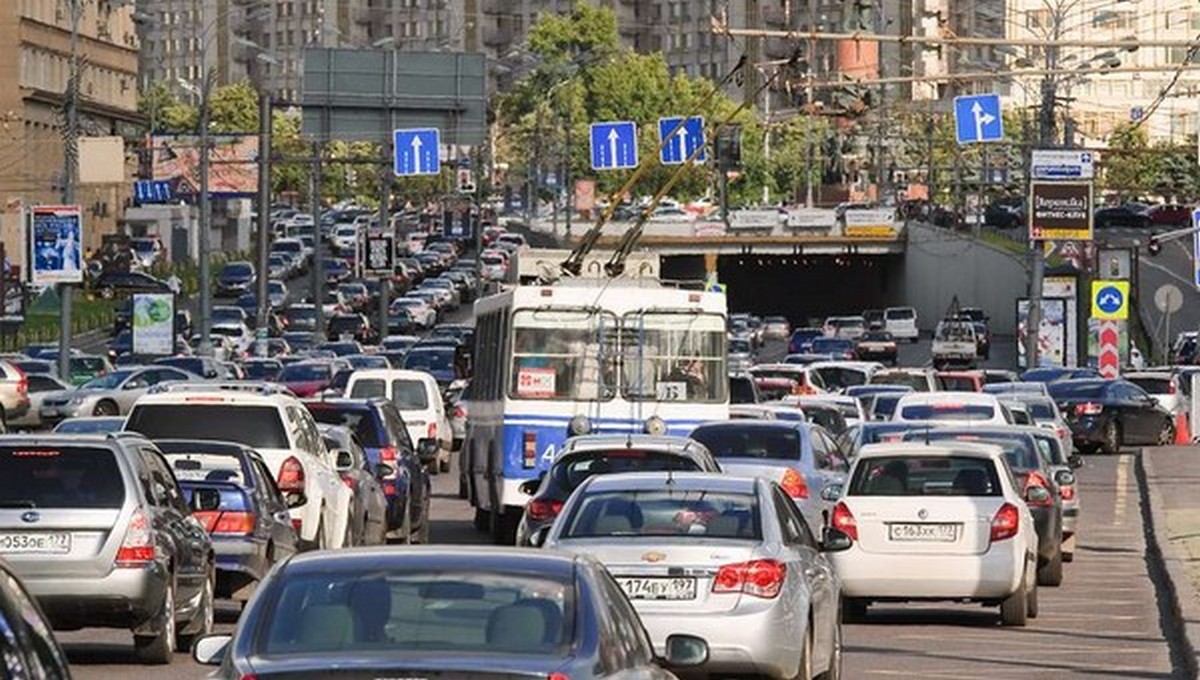 Пробки в реальном времени. Пробки в Москве. Пробка на садовом кольце. Автомобильная пробка на садовом кольце. Садовое кольцо пробки сейчас.