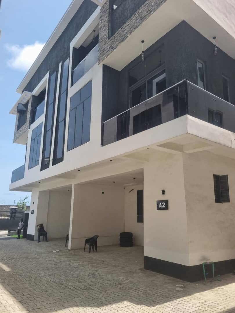 5 Bed Semi detached at Lekki, Ajah, Lagos · Lekki, Ajah, Lagos · Listing photo 1 of 1