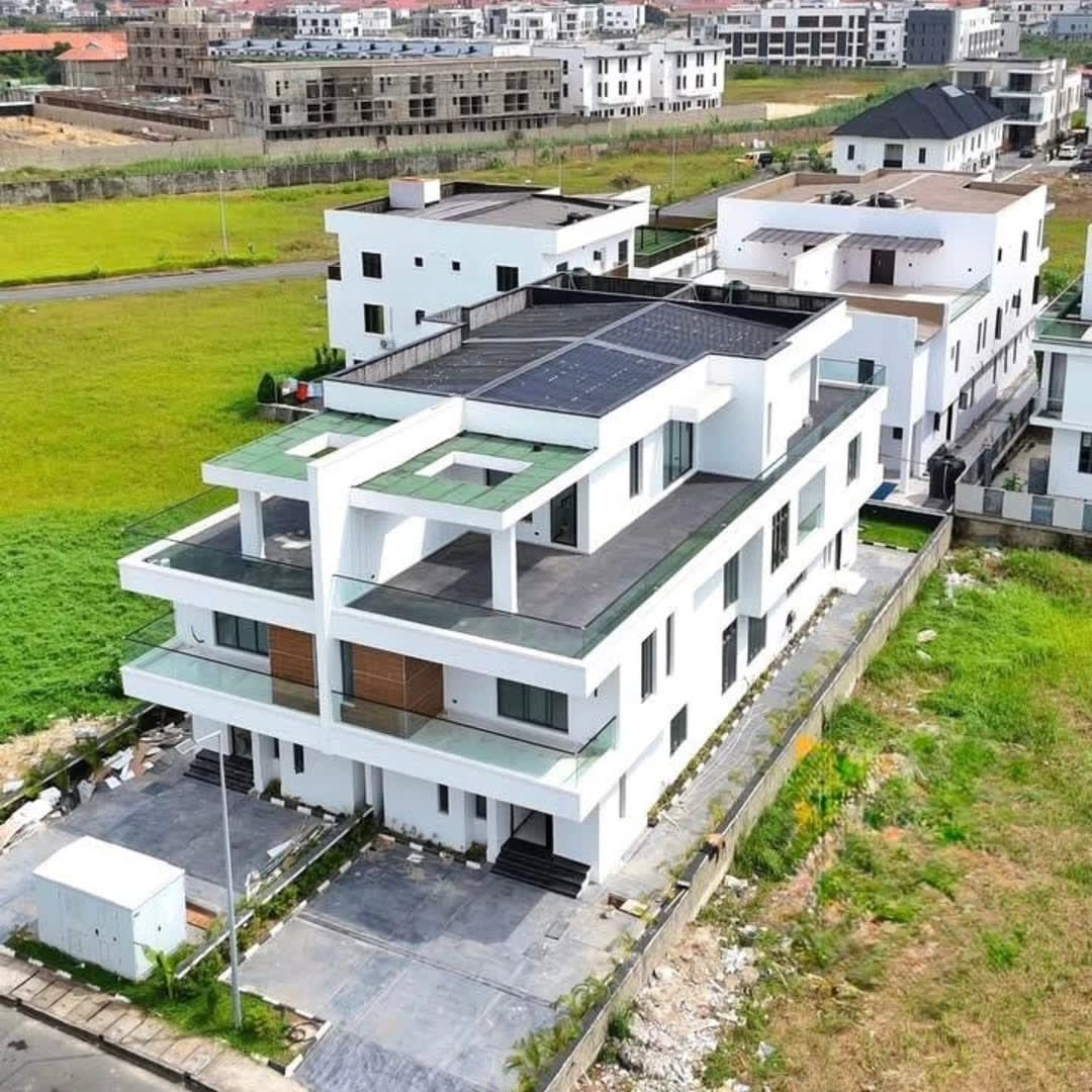 5 Bed Duplex at Ikate, Lekki, Lagos · Ikate, Lekki, Lagos · Listing photo 1 of 10