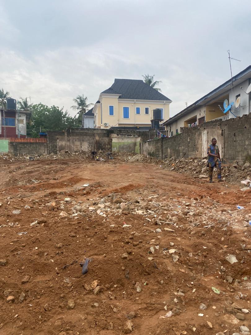 330 sqm Land at Ojodu Berger, Ikeja, Lagos · Ojodu Berger, Ikeja, Lagos · Listing photo 1 of 1
