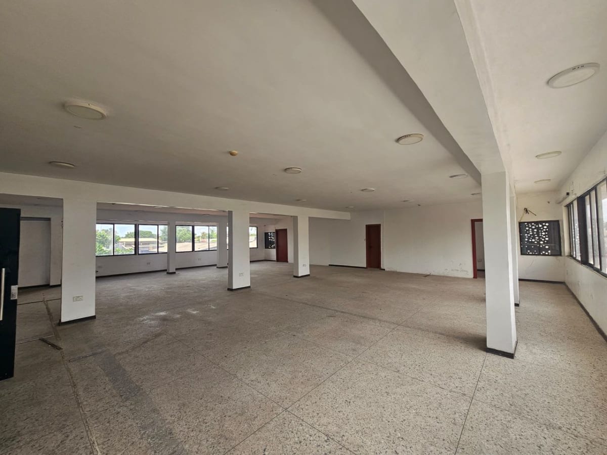 3250 sqm Commercial at Victoria Island, Lagos · Victoria Island, Lagos · Listing photo 1 of 1