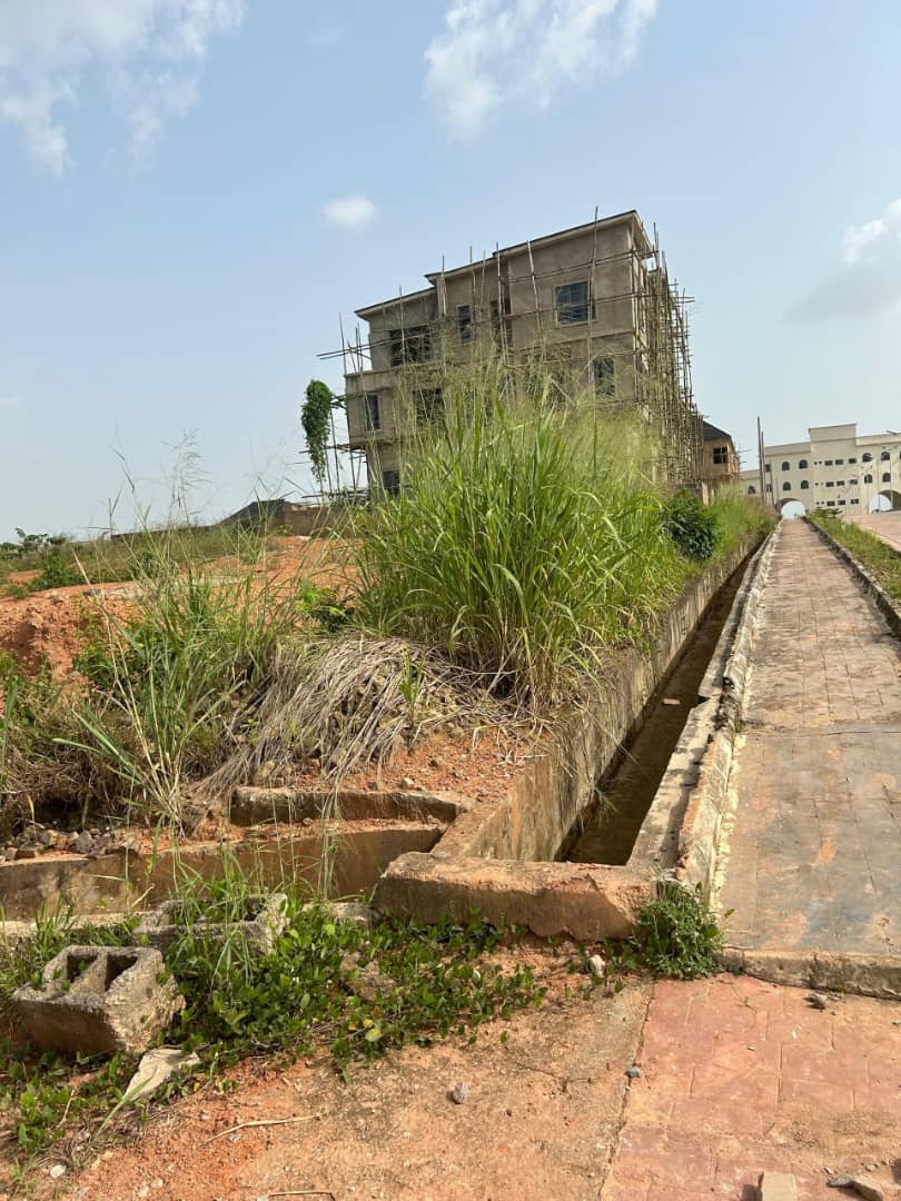 600 sqm Land at Lagos · Lagos · Listing photo 1 of 1