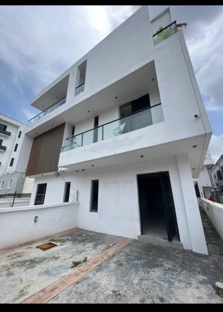 4 Bed Semi detached at Ikate, Lekki, Lagos · Ikate, Lekki, Lagos · Listing photo 1 of 1