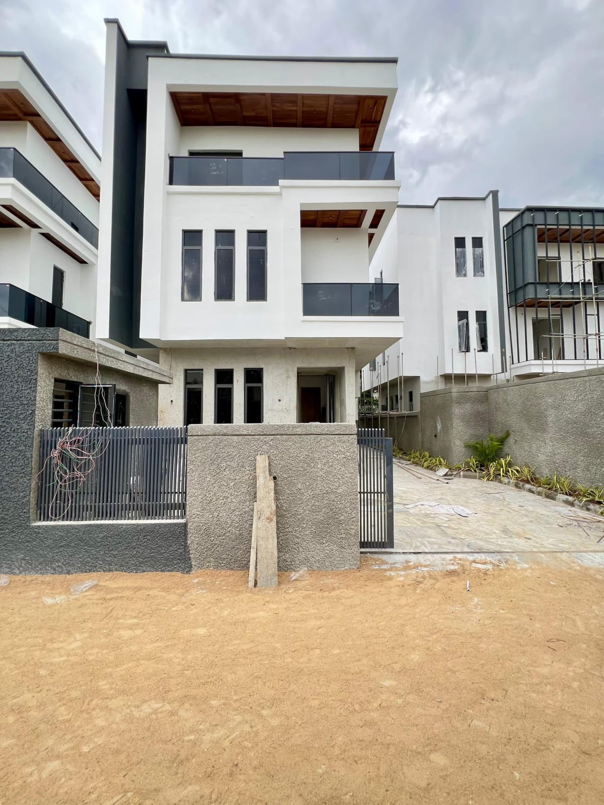 6 Bed House at Victoria Island, Lagos · Victoria Island, Lagos · Listing photo 1 of 1